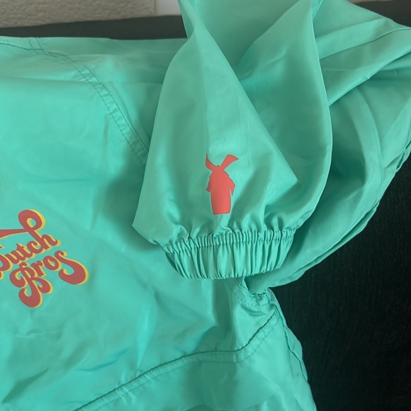 Dutch Brothers windbreaker with hood - Picture 4 of 5